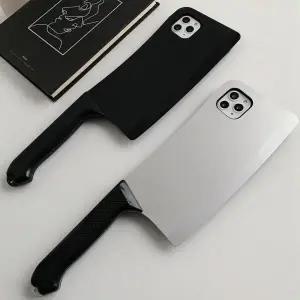 유니블링 아이폰 14 13 12 입체 인싸 식칼 실리콘 풀커버케이스