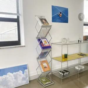 [텐바이텐]폴딩 메탈 매거진랙 접이식 잡지 꽂이