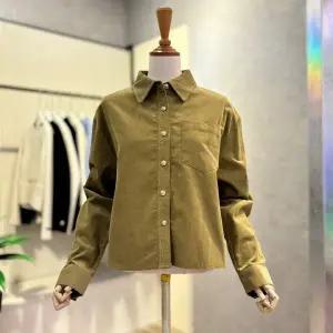 [대구백화점] [ab.f.z]크롭 골덴 카라 셔츠(AOZ1QB02B)