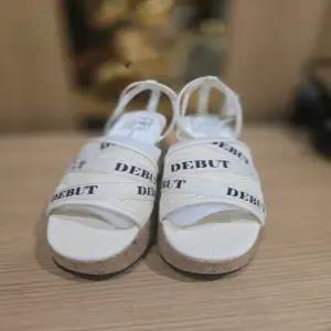 [에고이스트] 레터링 포인트 오픈 토 샌들  EQ2AS-560