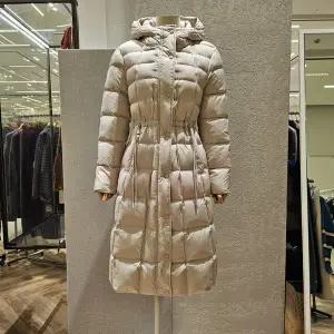 [메종블랑쉬](대구신세계)허리비죠스트링롱패딩 M254JJDB01D