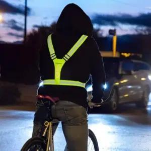 고품질 LED 조끼 형광 그린 가시광선 조깅 야간활동 안전조끼 (WFKAOXM)