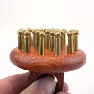 두피괄사 마사지 머리 자오선 빗 구리 백단향 치아 바늘 뜯어기기 Guasha 두피 브러시 Relax Body Massager