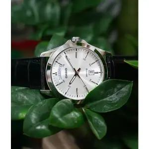 [카시오]데이데이트 남자 가죽 손목시계