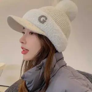 니트썬캡 겨울모자 여성캡 골프 방울 털모자 SLT-DS11
