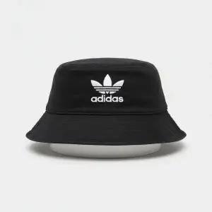 [아디다스]ADIDAS 생산 버킷 햇 코어 AJ8995 890579