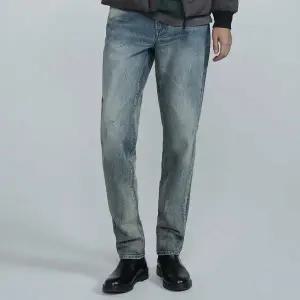 [하프클럽/버커루]남성 레귤러 스트레이트 인디고데님(B225DP117P)