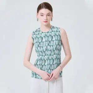 [최초가 78000원] 기하학 프린트 플리츠 나시 블라우스 2colors)_YI05WRPTS40