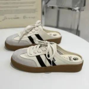 뮬 스니커즈 2.5cm 여성 여름 운동화 발편한 신발 2선