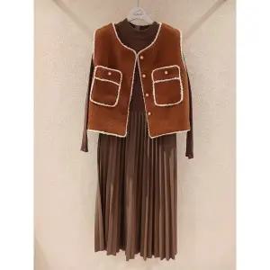 [메종블랑쉬](마산점)플리츠원피스조끼 M254JOJA05