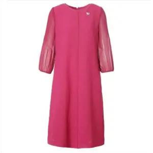 [롯데백화점]벨리시앙 라운드넥포인트 주름소매원피스 OP3206