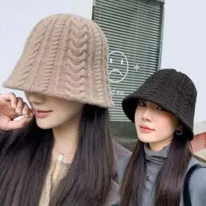 꽈배기 여성 데일리 패턴 겨울 보온 외출 패션 모자