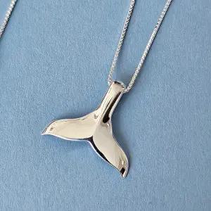 이스테리 925실버 행운의 돌고래 고래꼬리 원석 순은목걸이