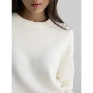 [에잇세컨즈] 소프트터치 라운드넥 풀오버 - 아이보리 (356151CM20)