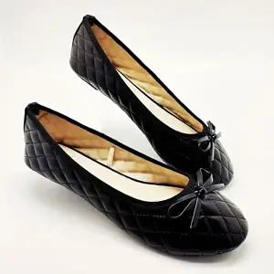 여성 무광 2컬러 퀄팅 패턴 플랫 로퍼-WFHZVT0