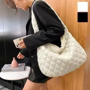 다이아몬드 퀼팅 누빔 패딩백 빅백 크로스 보부상가방