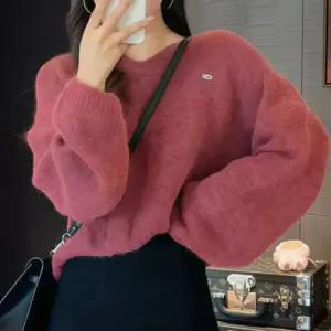 여성 소프트 라운드 니트 베이직 간절기 데일리 니트티 봄신상