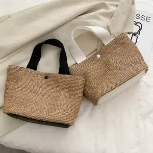 여자 예쁜 데일리 손가방 작은 클래식 토트백 나들이 핸드백여대생가방 여자대학생가방