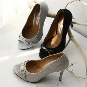 JT 국내제작 미시 토오픈 체인 반짝이 글리터 펌프스힐