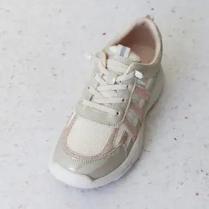 [롯데백화점]원더슈즈 천연소가죽 스피라 발편한 가벼운 쿠션 미끄럼방지 데일리 스니커즈 운동