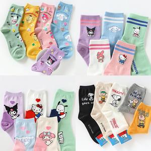 산리오양말 5켤레세트 여성 스누피 캐릭터 중목 골지 패션 양말선물세트 10종