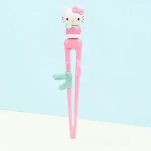 [홈앤키즈]산리오 교정용젓가락 헬로키티 더스틱 맥스젓가락 1단계 오른손용 어린이집 유치원 유아 아기