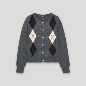 [코데즈컴바인](센텀시티점) 아가일 라운드넥 니트 가디건 (CKD-CD001WA)