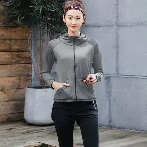 [프리폼]여성 운동복 5종 세트 등산 요가 헬스 필라테스 반팔티 후드집업 브라탑 숏 반바지 트레이닝복