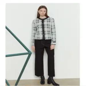 [모다아울렛][더아이잗]뉴욕 울 배색 라운드 니팅 재킷 IMBA0JK09-JJ