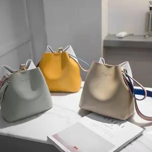 컬러 배색 여성 버킷백 숄더백 토트백 직장인 회사원