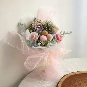 비누 장미 조화 꽃다발 소피아캔디 33cm 인테리어 꽃 선물 장식 기념일 졸업식