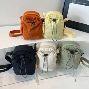 여성 남성 간편한 손가방 휴대용 나일론 스트링 미니 크로스백 캐주얼백 스트링가방