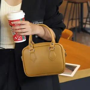 [라일리] Rly 모던 스퀘어 크로스 겸용 미니 토트백 여성 데일리백