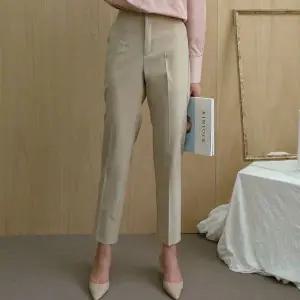 여자 WP34GS22 깔끔한 바디라인 9부 슬랙스 정장팬츠 뒷밴딩