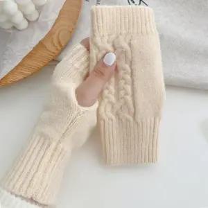 꽈배기 여성핸드워머 니트 손토시 숏 골프핸드워머 핸드워머 LM-0535