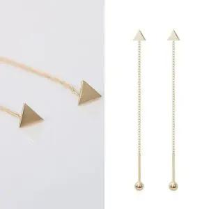 [하프클럽/]정품 14K 골드 세모 롱 귀걸이 피어싱_한쪽