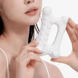 바디 페이스 얼굴 두피 승모근 지압 괄사 마사지기