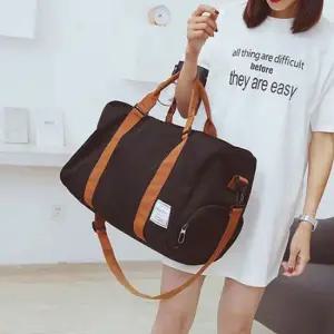 남녀 공용 여행용 보스턴백 출장이동 보조 캐리어 가방 여행보스턴가방 여행짐가방