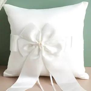 프리쇼즈 웨딩 링 베개 보리 레이스 진주 새틴 리본 빅 보크노트 베어러 쿠션 (8인치)