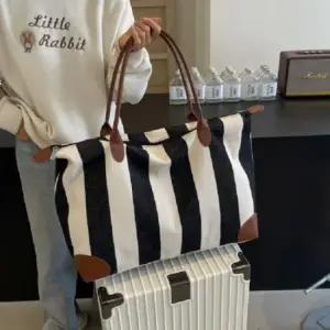 여행용 스트라이프 보스턴 가방 대형 숄더 짐백 보조가방 보스턴백 짐가방 스트라이프