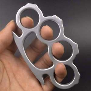 [알티피아]휴대용 너클호신용품 소형