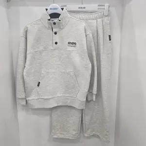 [에꼴리에]스냅 반집업 맨투맨상,하세트(25C17031704)_US