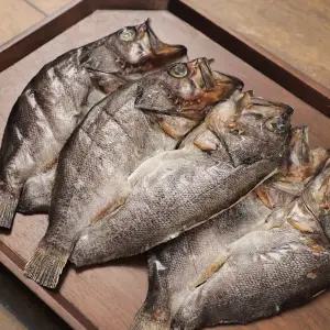 [산지직송] 국내산 손질 반건조 우럭 3마리 750g (1미 250g내외)