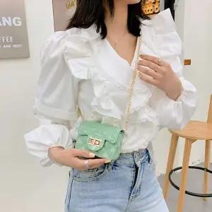 여성 봄여름 나들이 데이트룩 들기 편한 퀄팅 미니백 teM1+2Ssm