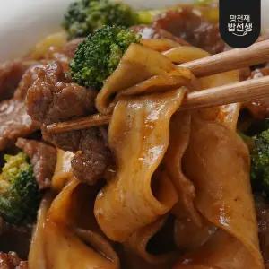 [맛천재 밥선생] 야채 듬뿍 직화불고기 도삭면 782g X1개