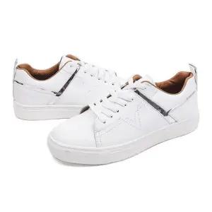 남성 깔끔한 화이트스니커즈