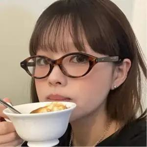 긱시크 캣아이 유니크디자인 호피 블랙 오벌 안경테