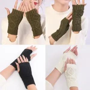 겨울워머 케이블니트핸드워머 겨울 숏 손토시 암 핸드워머