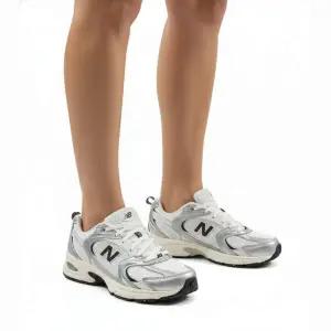 뉴발란스 530 리플렉션 화이트 그레이 U530ESA 런닝화 운동화