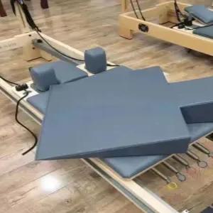 필라테스 삼각 쿠션 리포머 홈트 소도구 체형교정 코어 삼각쿠션 필로우 출산 체형 경사